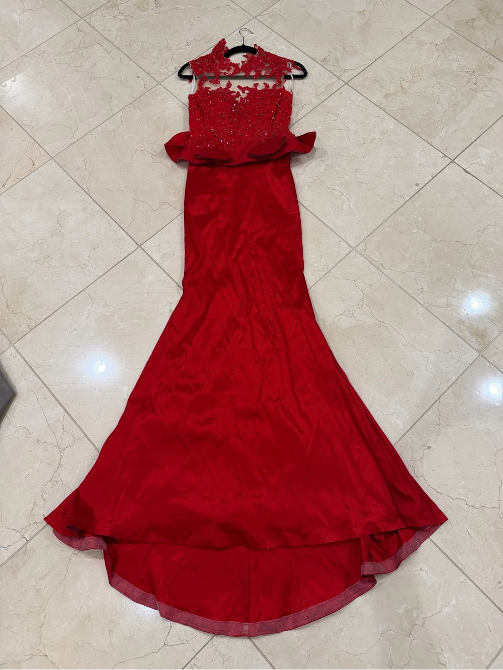 Mac Duggal Red Lace Appliqué High-Low Evening Gown